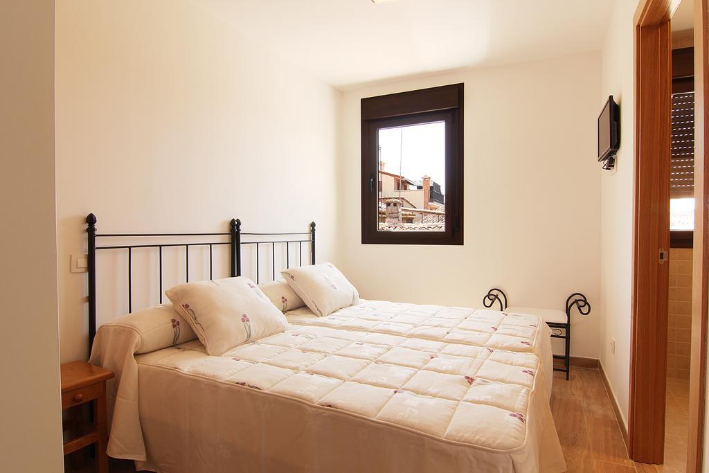 Hostal Yessy Candeleda Habitación foto